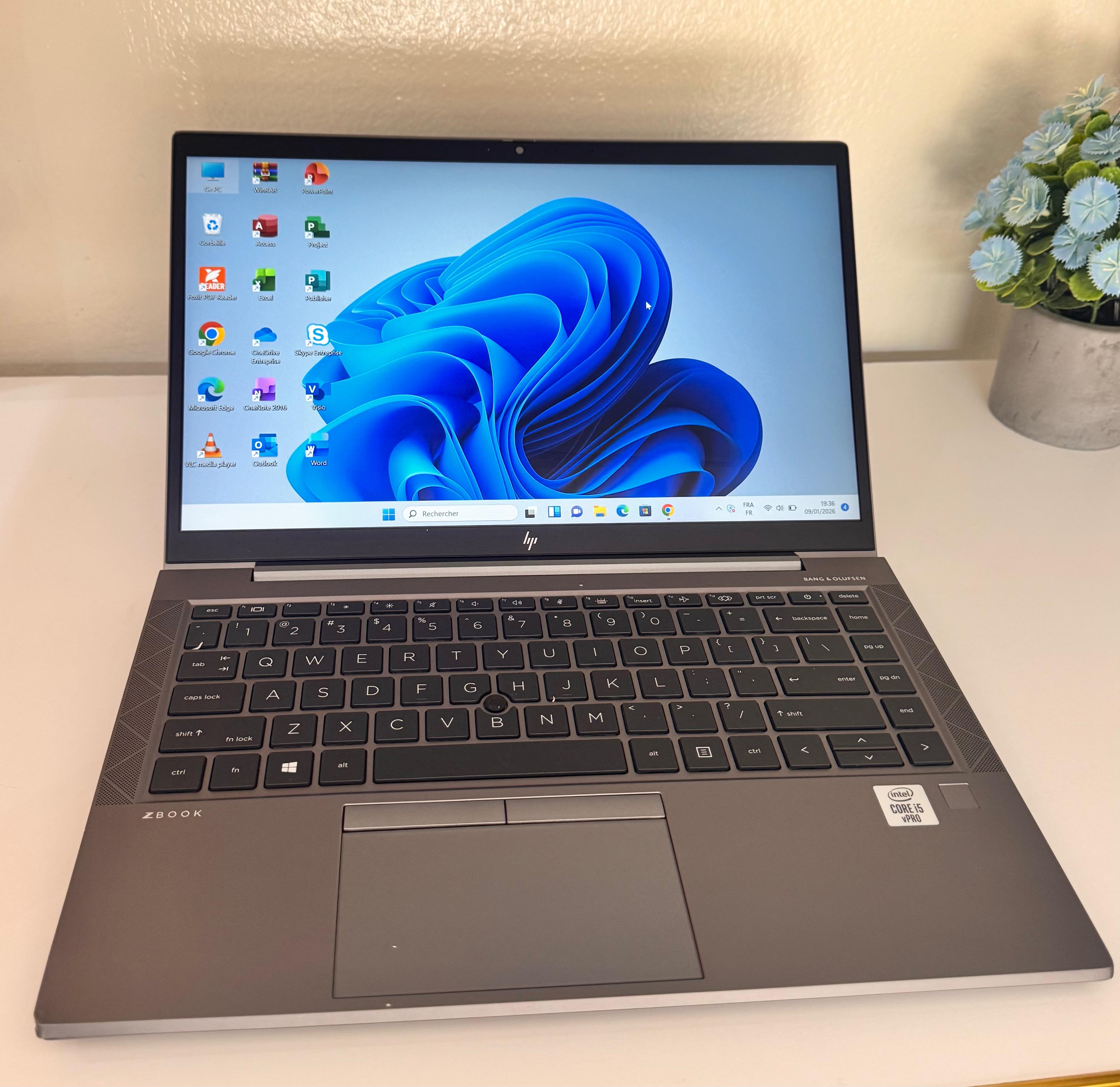 HP Zbook firefly 14 G7 — Core i5
